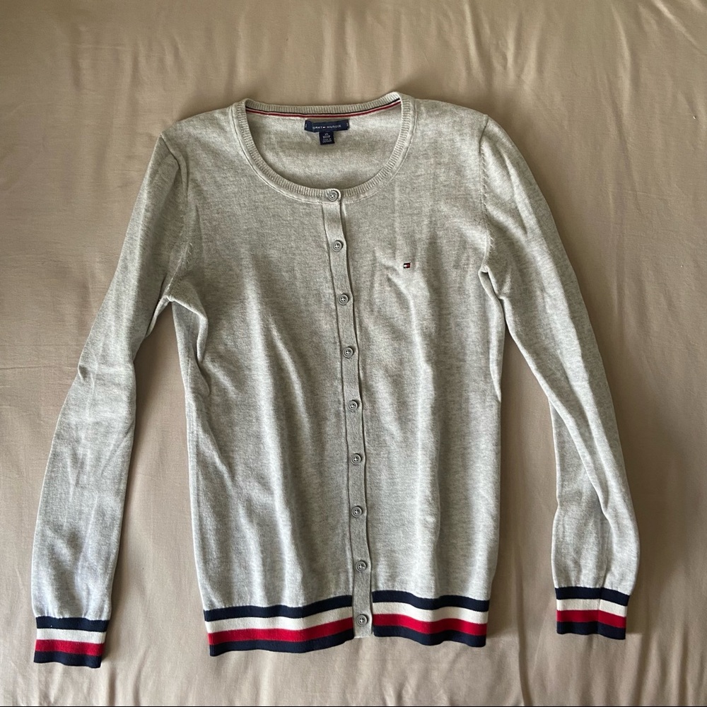 ✨3/$15✨tommy hilfiger button down longsleeve